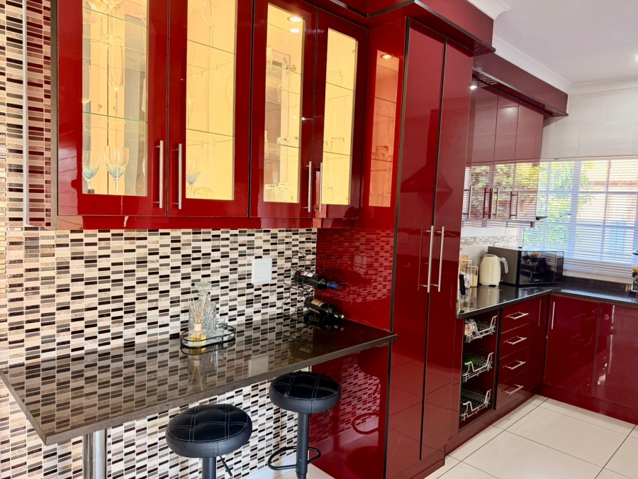 3 Bedroom Property for Sale in Waterkloof East North West